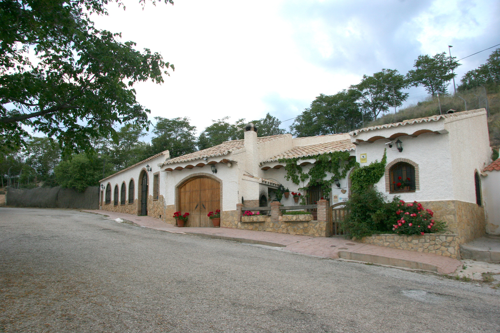 Casa cueva de Santi - Hinojares  