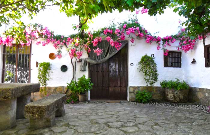 Alojamiento rural La Gineta - Alcala la Real Ermita Nueva 